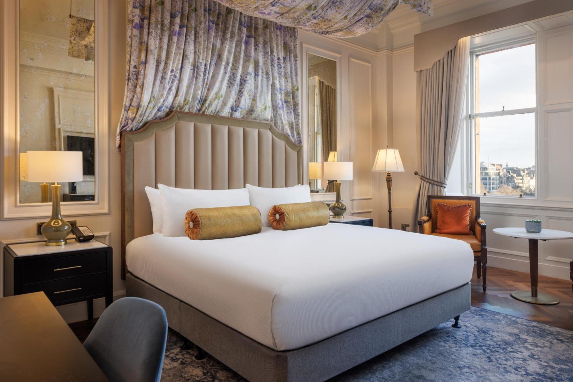 The Caledonian Edinburgh, Curio Collection By Hilton Hotel Екстериор снимка